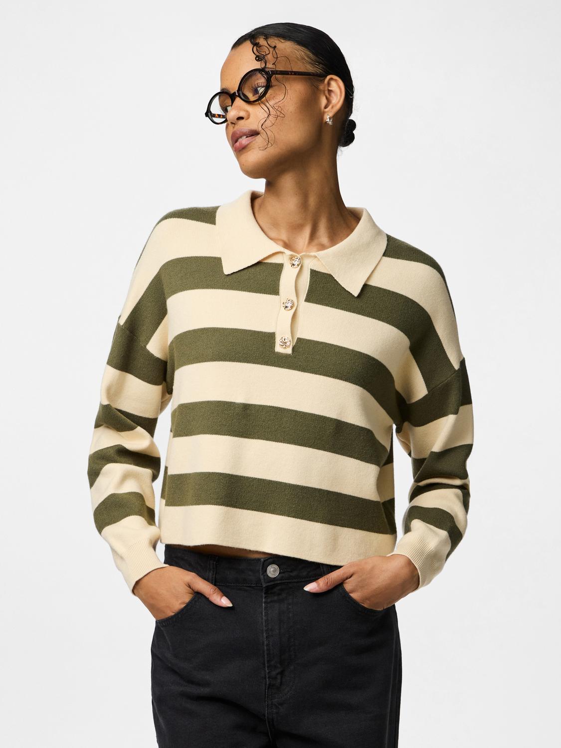 model_shot-front